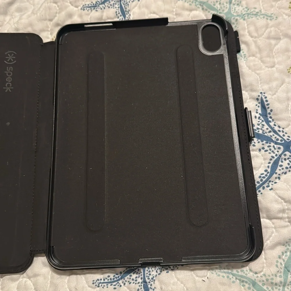SPECK Balance Folio Case for iPad air 11”